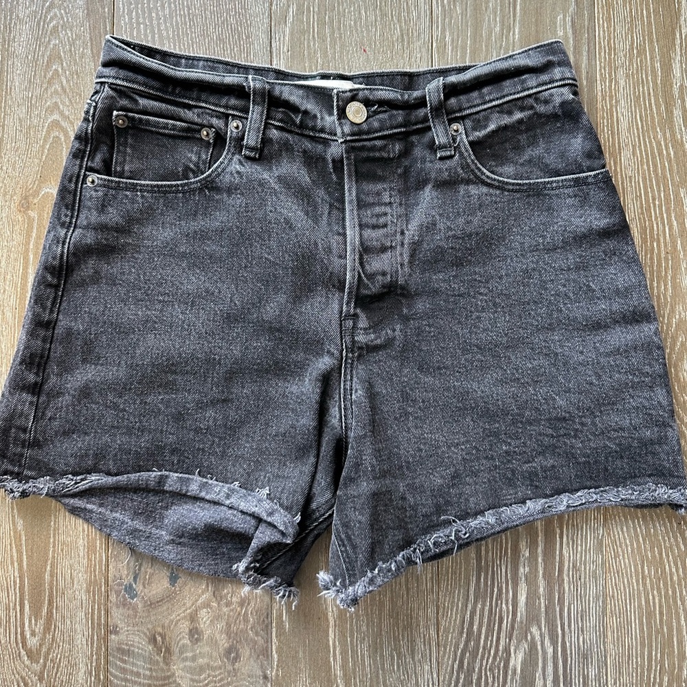 Abercrombie & Fitch The Dad Short High Rise Size 27